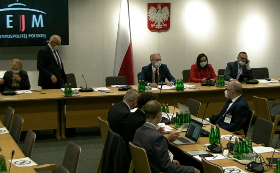 Sejm/ Komisja zdrowia za nowelą ustawą o świadczeniach