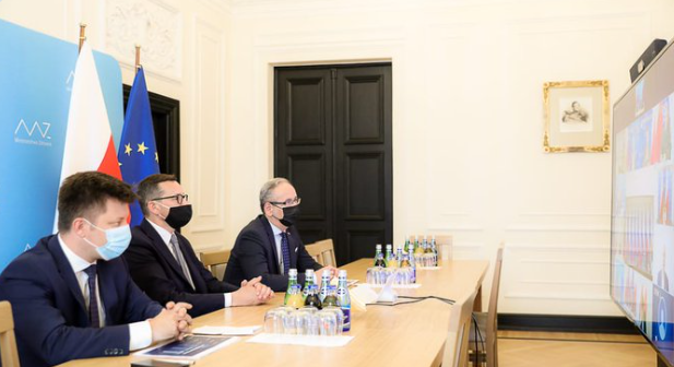 Rząd rusza z kolejnymi akcjami ws. szczepień