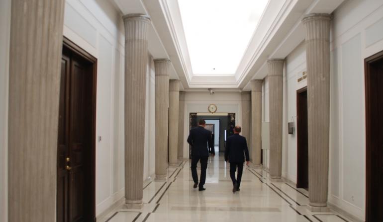 Sejmowa podkomisja przyjęła projekt ustawy o POZ