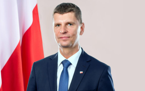 Min.edukacji: czarny scenariusz po powrocie do szkół się nie ziścił