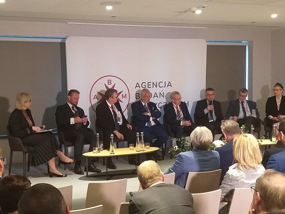 Ł. Szumowski: Narodowa Strategia Onkologiczna spowoduje pospolite ruszenie w walce z nowotworami