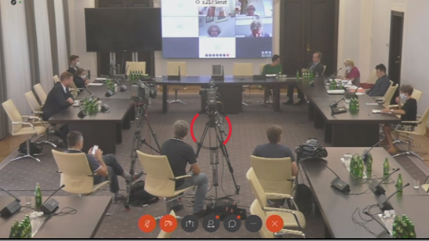 Ustawa Covidowa: pomyłka senatorów komisji w głosowaniu