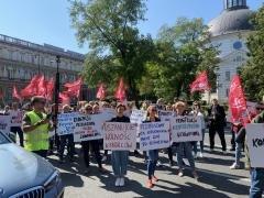 Pikieta fizjoterapeutów w Warszawie