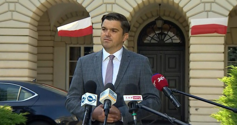MZ: będą zaostrzenia obostrzeń w powiatach żółtych i czerwonych