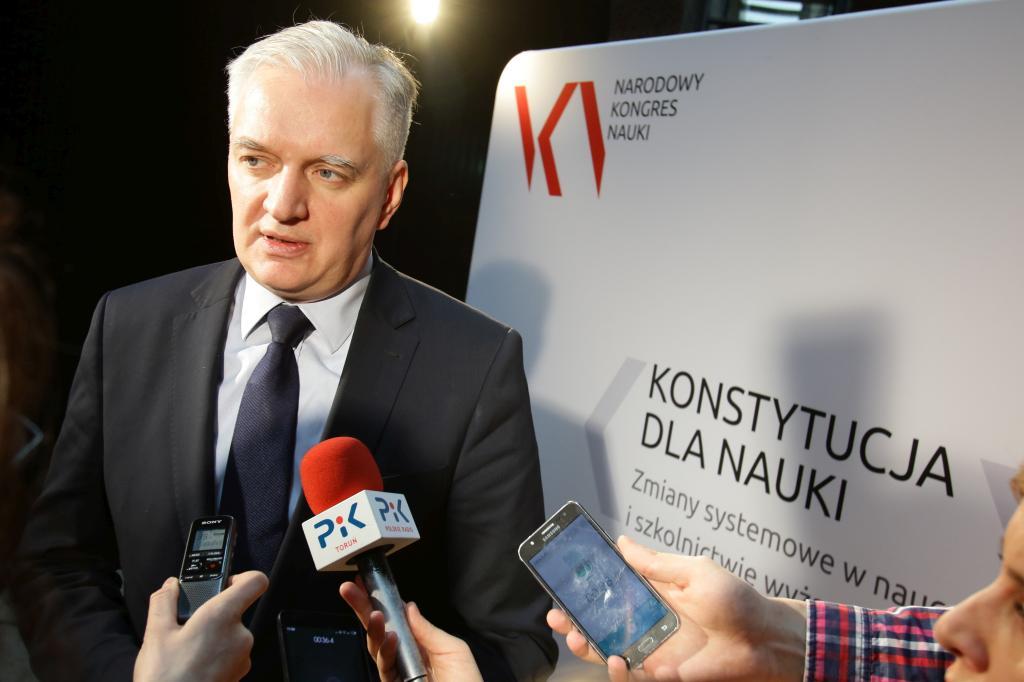 Gowin: należy zrezygnować z ustawy o sieci szpitali