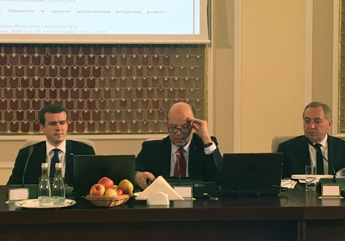 K. Radziwiłł podsumował pierwsze pół roku w MZ