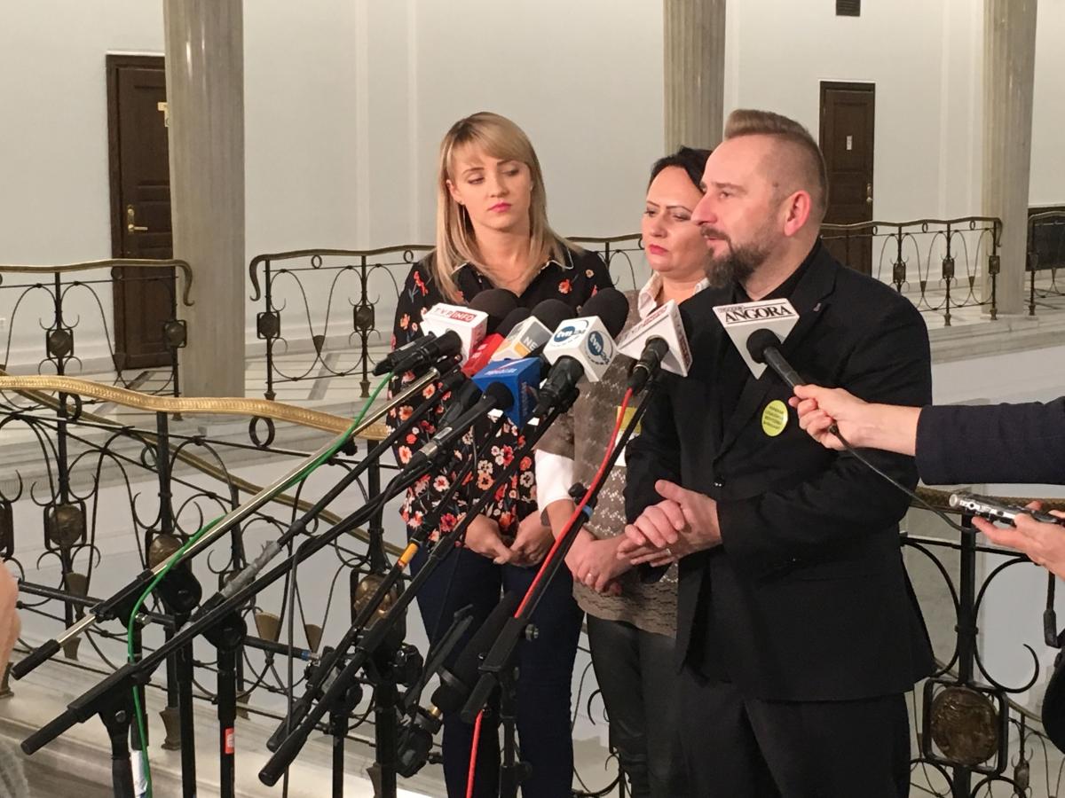 PiS opóźnia prace nad ustawą o medycznej marihuanie