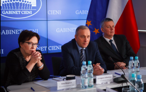 E.Kopacz: apeluję do B.Szydło by nie podpisywała ustawy o sieci szpitali