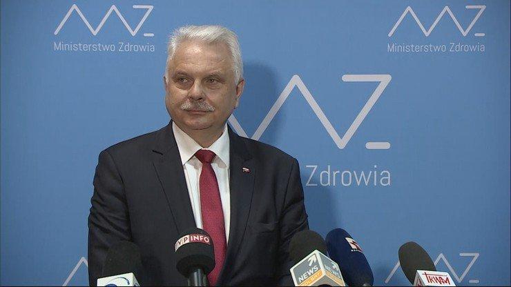 W.Kraska: już 30 placówek chce utworzyć punkty drive-thru