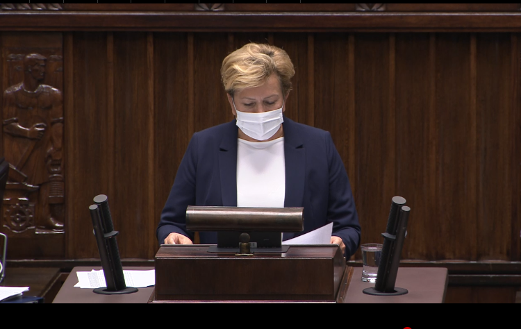 MZ: 1074 aborcje z przesłanek medycznych w 2019 r.