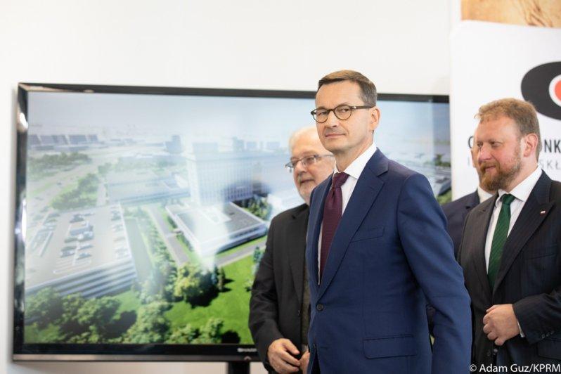 Premier o rozbudowie Centrum Onkologii w Warszawie: kamień milowy