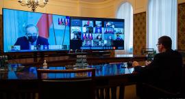 Rada Medyczna przy Premierze. Lawina rezygnacji
