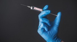 Szczepionka przeciw czerniakowi wchodzi do ostatniej fazy badań klinicznych