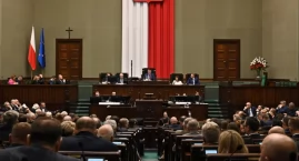 Sejm przyjął ustawę o finansowaniu in vitro z budżetu państwa. Teraz trafi ona do Senatu
