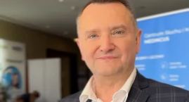 Dr Karol Myszel: terapia przywracania słuchu pacjentom wpływa też na ich głos