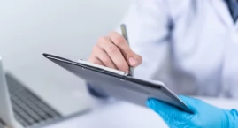 Lekarz ukarany 800 tys. euro za fałszywe recepty 