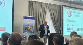 Ratownicy są zdani na siebie, więc uczą się odporności na stres
