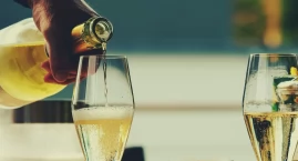 Projekt uchwały o nocnej prohibicji w Warszawie – zakaz sprzedaży alkoholu od 22:00 do 6:00