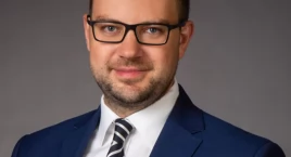 Dlaczego w projekcie nowelizacji ustawy o alkoholu nie ma zakazu reklamy piwa?
