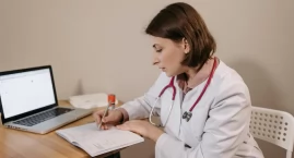 Dostęp do dokumentacji medycznej – jakie prawa ma pacjent i kto może mieć wgląd w dane?