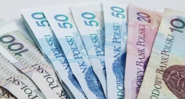 Zarobki lekarzy w Polsce: od kilku tysięcy do ponad 100 tys. zł miesięcznie. Kto i ile naprawdę zarabia?