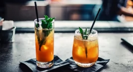 Alkohol w pracy – tabu, które dotyczy co drugiego Polaka. Nowy raport pokazuje skalę zjawiska