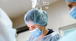 Decyzja AOTMiT: Czy leczenie robotyczne raka nerki znajdzie się w koszyku świadczeń gwarantowanych? 