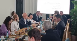 Ministerstwo Zdrowia o pracy nad AdA: 