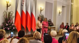 Nie tylko różowy październik. Siła kobiet i profilaktyki raka piersi, której patronuje Prezydentowa Marta Nawrocka