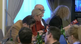 Sejm o limicie wieku dla mediów społecznościowych. Minister Nowacka: „Państwo nie może być bierne” 