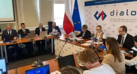 Ministerstwu Zdrowia nie udało się przekonać związkowców. Podwyżki jednak 1 lipca