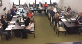 Ustawa o wychowaniu w trzeźwości do zmiany? „Cena minimalna alkoholu to realne narzędzie ochrony zdrowia” – gorąca debata w Senacie