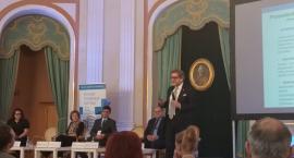 Eksperci: powszechne szczepienia przeciwko rotawirusom i HPV – to priorytet