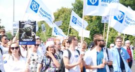 Nie ma porozumienia między MZ i rezydentami