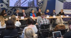 M.Czech: w dokumencie Polityka Lekowa Państwa wprowadziliśmy harmonogram prac legislacyjnych
