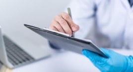 Pracownikowi bardziej opłaca się wzięcie urlopu niż L4