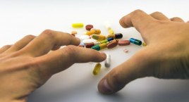 W jaki sposób monitorować w szpitalach stosowanie antybiotyków?
