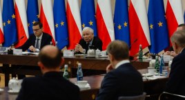 J. Kaczyński: przesadna pogoń za pieniędzmi w środow&hellip;