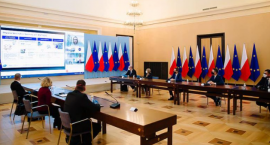 Premier: szczepienia na koronawirusa chcemy rozpocząć od grup ryzyka
