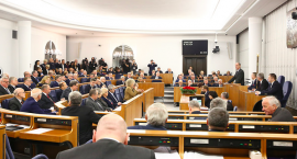 Zmiany w onkopakiecie jednak od lipca. Konsylia zostają.