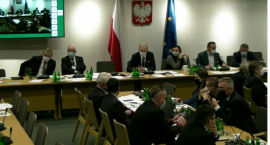 Weryfikacja testów pracowników. Komisja przyjęła poprawki