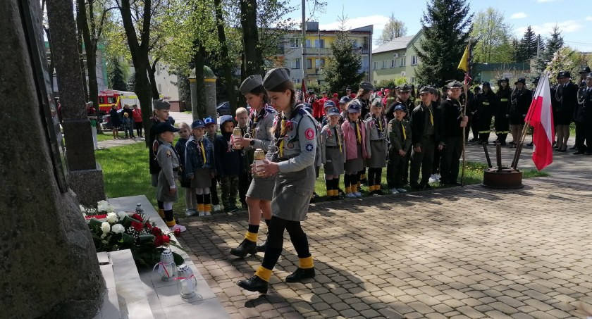Jabłonna Lacka: świętowanie ze strażakami i harcerzami