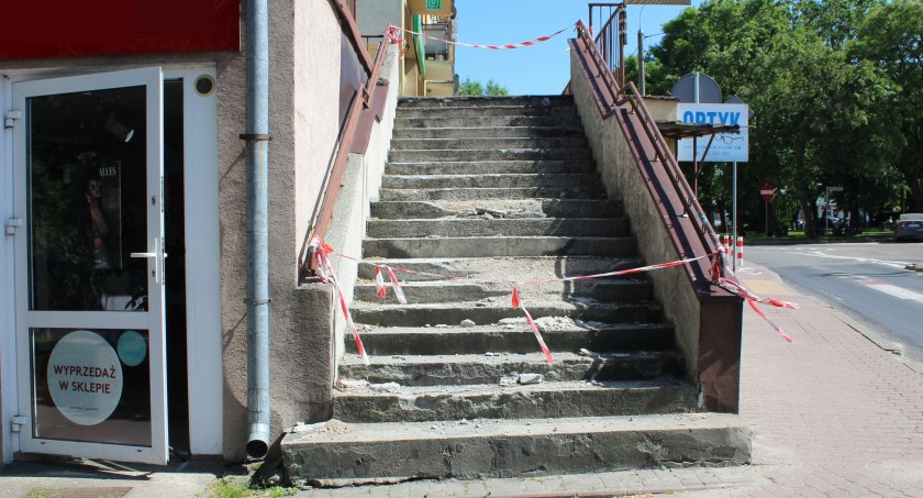 Co z remontem schodów w bloku przy ulicy Wilczyńskiego?