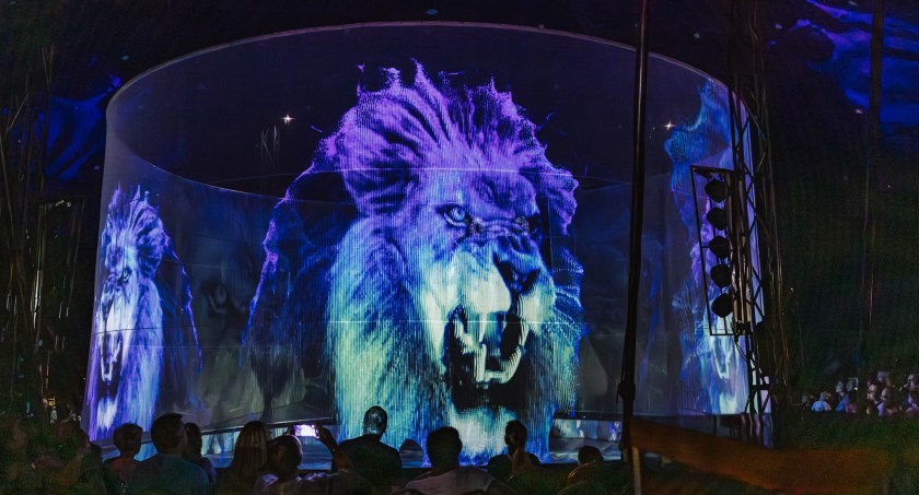 Hologramy w cyrku! Zapraszamy Państwa do świata sztuki cyrkowej na miarę XXI wieku!