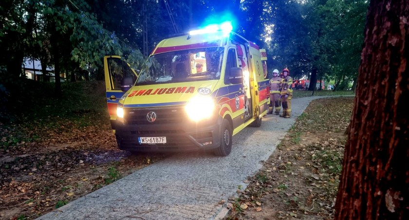 Wypadek w Ceranowie, motocyklista był reanimowany przez godzinę