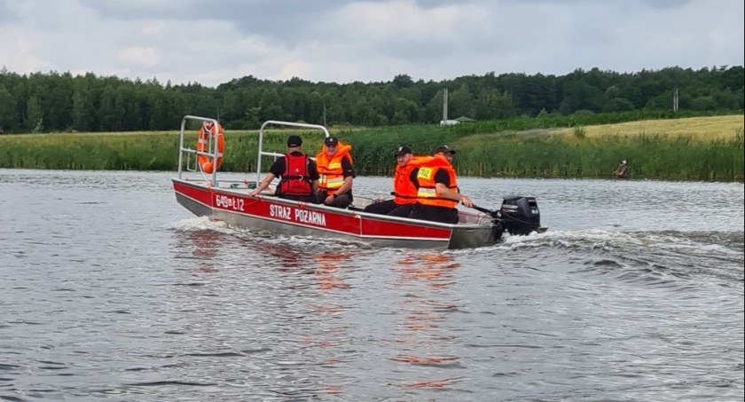 Tragedia w Kiełpińcu, utonął mężczyzna