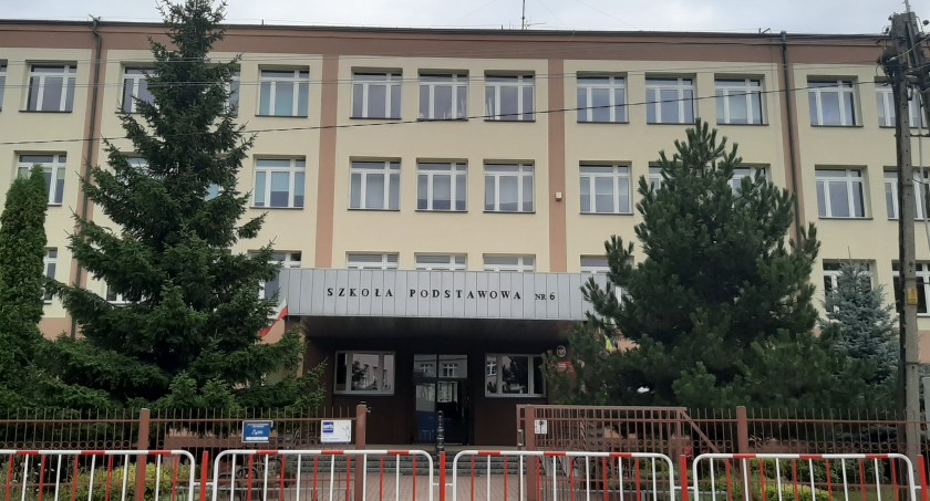 Miejskie podstawówki z nowymi i dotychczasowymi dyrektorami