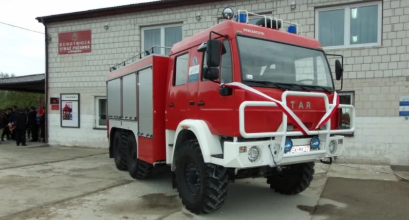 Wóz z sokołowskiej PSP trafił do druhów z Kiełpińca