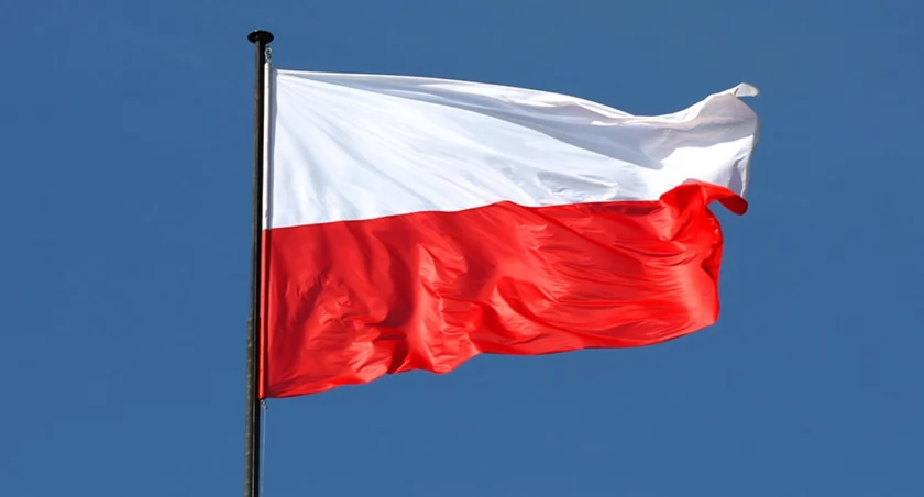 Apel starosty o wywieszenie flag państwowych