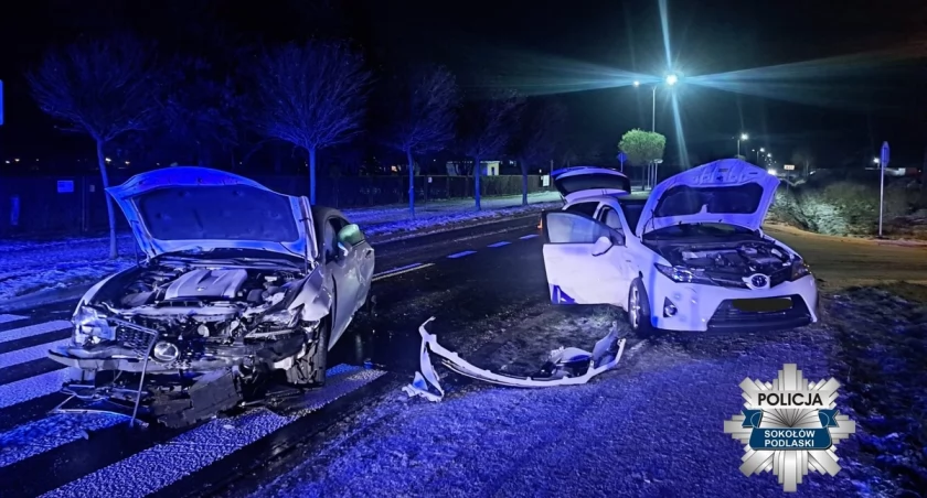 28-latka kierująca lexusem trafiła do szpitala